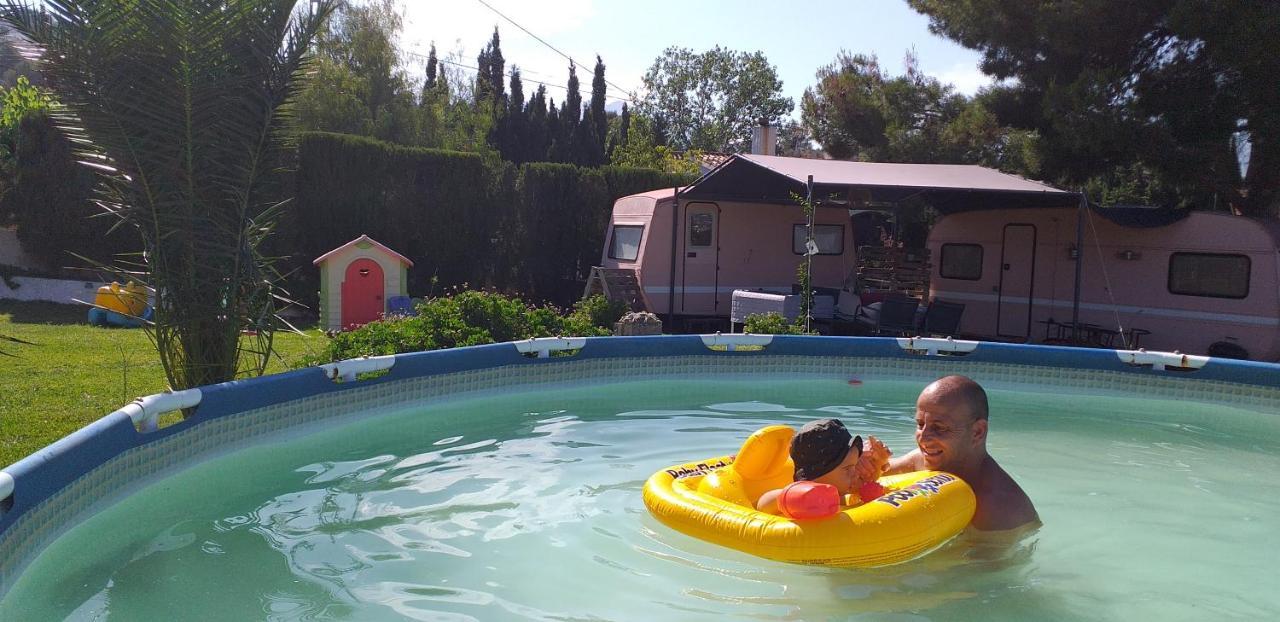 Caravana- Glamping Casa Tortuga La Nucía المظهر الخارجي الصورة